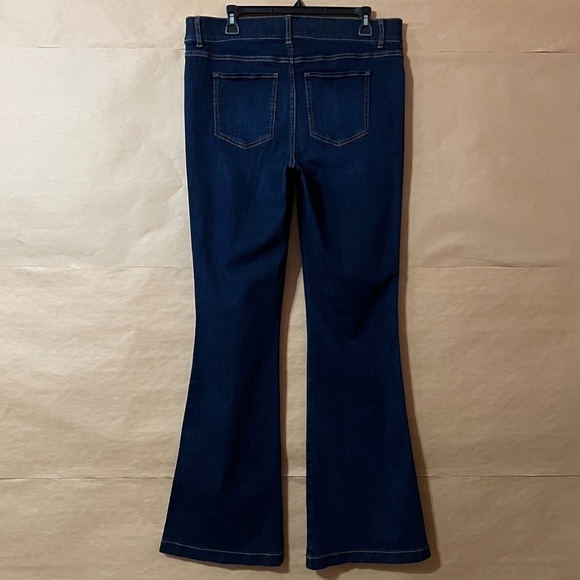 Spanx | Flare Jeans High Rise Pull-On Shaping Slimming Midnight Shade Size XL - Picture 9 of 15